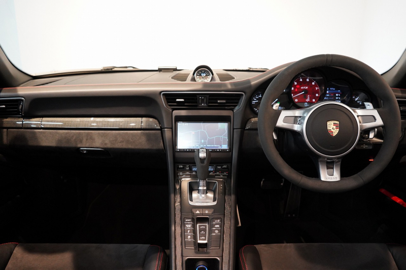 ポルシェ 911(Type991.1) Carrera 4 GTS Cabriolet PDK GTSインテリアPKG カーボンインテリアPKG キャララホワイト 禁煙車 中古車