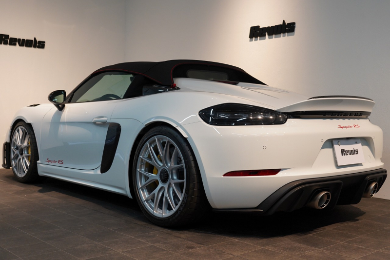 ポルシェ 718スパイダー RS PDK 登録済未使用車 OP652 ヴァイザッハPKG クロノPKG PCCB Fリフト ヴァイザッハインテリア 禁煙車 中古車