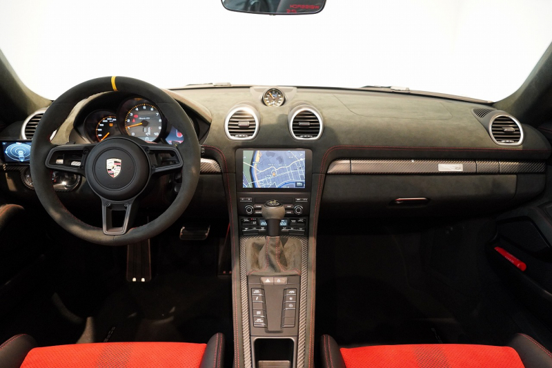 ポルシェ 718スパイダー RS PDK 登録済未使用車 OP652 ヴァイザッハPKG クロノPKG PCCB Fリフト ヴァイザッハインテリア 禁煙車 中古車