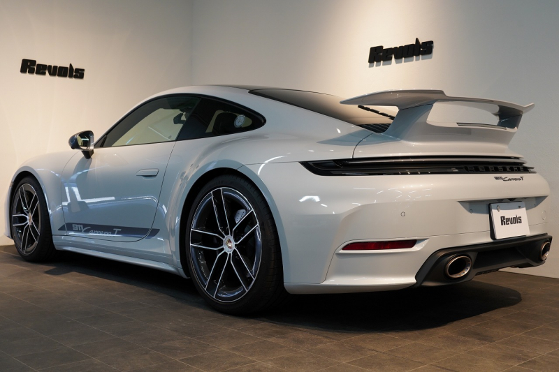 ポルシェ 911(Type992) Carrera T 6MT 後期モデル(992.2) 1オーナー OP500  エアロキット カーボンルーフ CarreraTインテリアPKG 18way電動シート Burmester 中古車